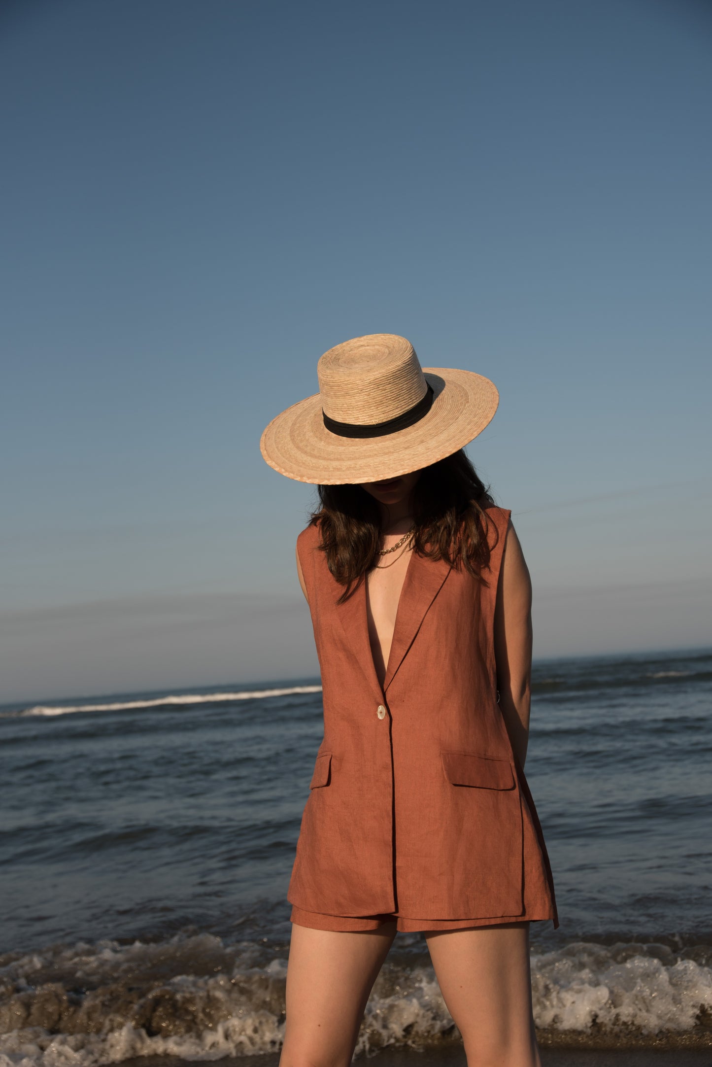 DUNE VEST