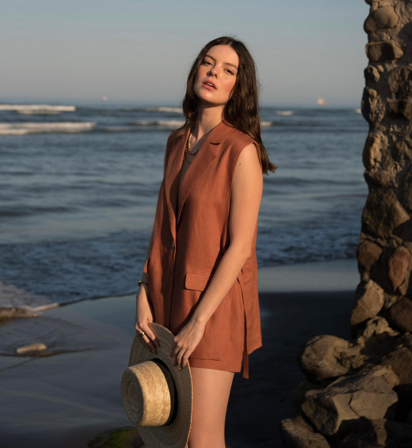 DUNE VEST